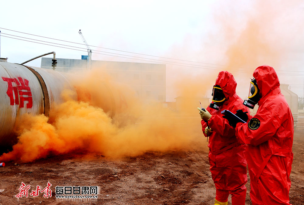 张掖市举行突发重大自然灾害暨危险化学品生产安全事故应急演.